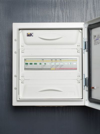 Огран. имп. перенапр.  2П  Un=400B  In=20kA  Im=40kA  ОПС1-C 2Р IEK